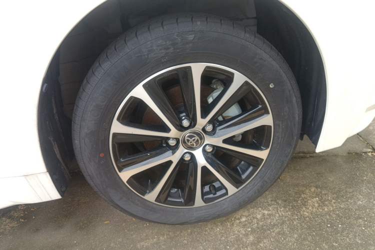 Used Toyota Levin 2023 185T CVT Luxury Edition Right Front Wheel Hub