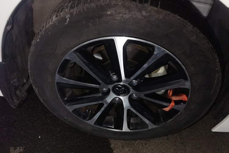 Used Toyota Levin 2023 Smart Electric Hybrid Dual-Engine 1.8L Leading Edition Right Front Wheel Hub