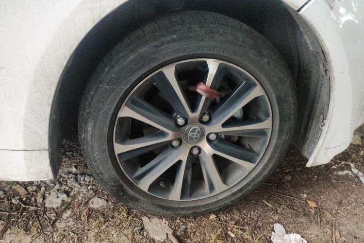Used Toyota Levin 2023 Smart Electric Hybrid Dual-Engine 1.8L Leading Edition Right Front Wheel Hub