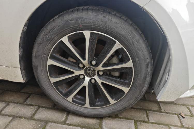 Used Toyota Levin 2023 Smart Electric Hybrid Dual-Engine 1.8L Luxury Edition Right Front Wheel Hub