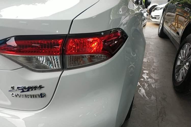 Used Toyota Levin 2023 Smart Electric Hybrid Dual-Engine 1.8L Leading Edition Right Rear Taillight