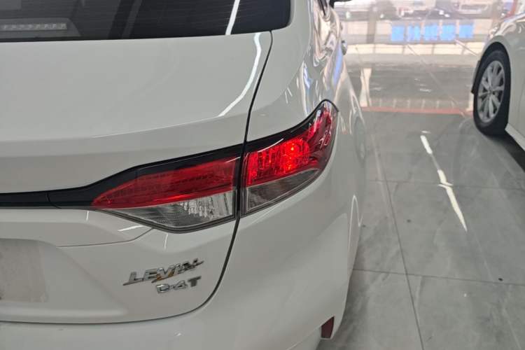 Used Toyota Levin 2023 185T CVT Luxury Edition Right Rear Taillight