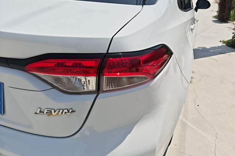 Used Toyota Levin 2023 TNGA 1.5L CVT Progressive Edition Right Rear Taillight