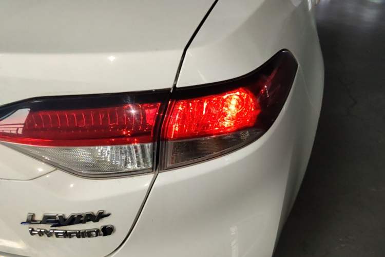 Used Toyota Levin 2023 Smart Electric Hybrid Dual-Engine 1.8L Luxury Edition Right Rear Taillight