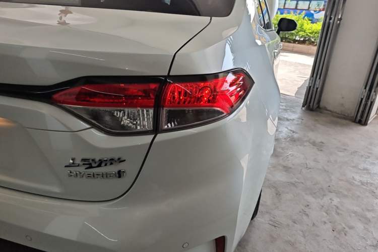 Used Toyota Levin 2023 Smart Electric Hybrid Dual-Engine 1.8L Luxury Edition Right Rear Taillight