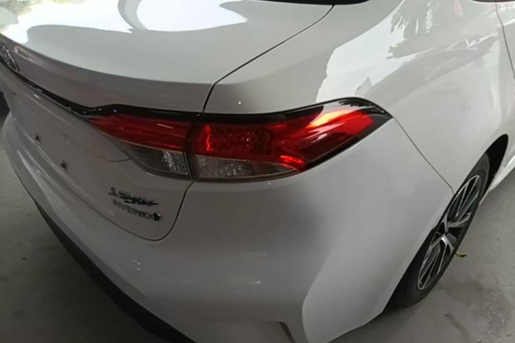 Used Toyota Levin 2023 Smart Electric Hybrid Dual-Engine 1.8L Leading Edition Right Rear Taillight