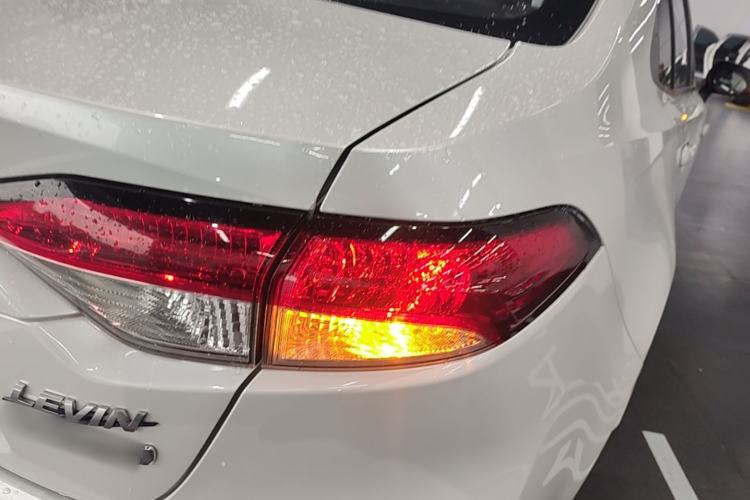 Used Toyota Levin 2023 Smart Electric Hybrid Dual-Engine 1.8L Sport Edition Right Rear Taillight