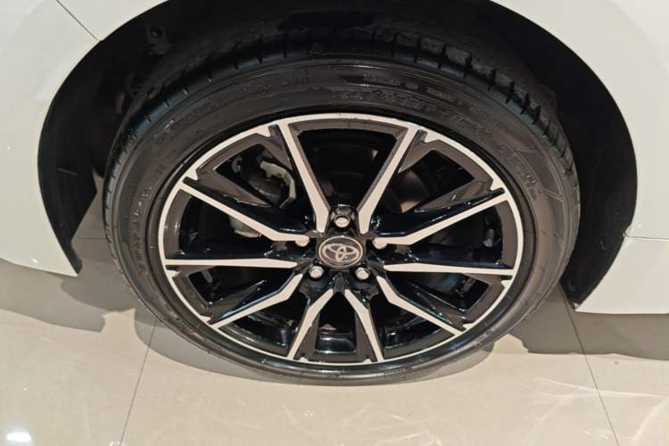 Used Toyota Levin 2023 185T CVT Sport Edition Right Rear Wheel Hub