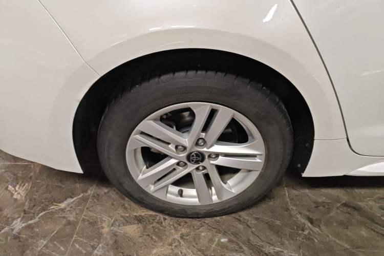 Used Toyota Levin 2023 Dual-Motor 2.0L Leading Edition Right Rear Wheel Hub