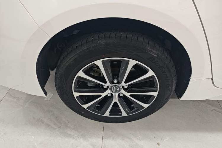 Used Toyota Levin 2023 185T CVT Luxury Edition Right Rear Wheel Hub
