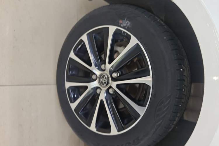 Used Toyota Levin 2023 Smart Electric Hybrid Dual-Engine 1.8L Leading Edition Right Rear Wheel Hub