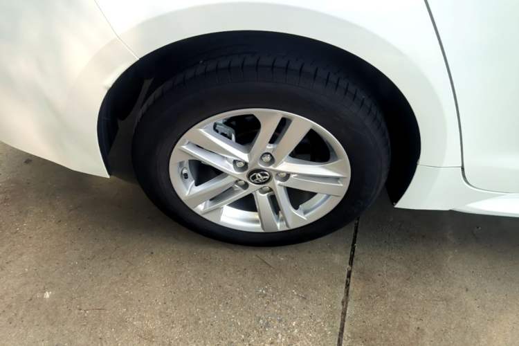 Used Toyota Levin 2023 185T CVT Luxury Edition Right Rear Wheel Hub
