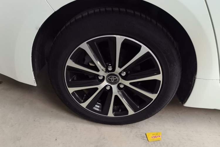 Used Toyota Levin 2023 Smart Electric Hybrid Dual-Engine 1.8L Leading Edition Right Rear Wheel Hub