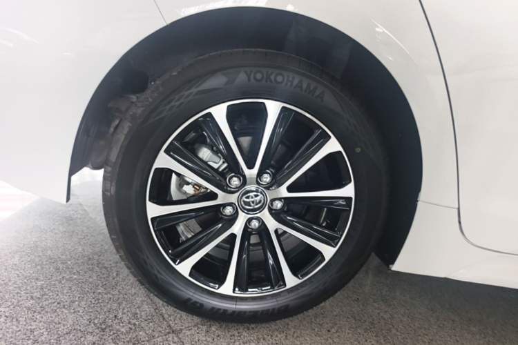Used Toyota Levin 2023 Smart Electric Hybrid Dual-Engine 1.8L Luxury Edition Right Rear Wheel Hub