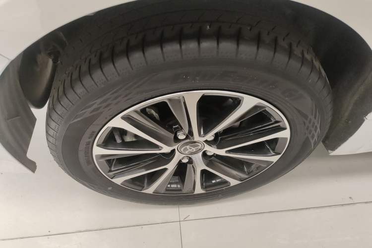 Used Toyota Levin 2023 185T CVT Luxury Edition Right Rear Wheel Hub
