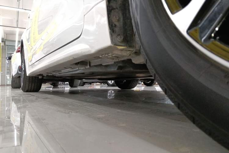 Used Toyota Levin 2023 Smart Electric Hybrid Dual-Engine 1.8L Leading Edition Right Side Sill