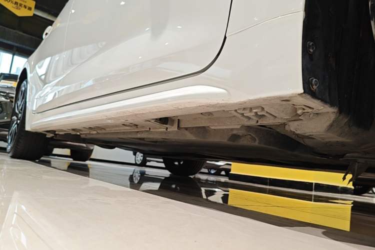 Used Toyota Levin 2023 185T CVT Sport Edition Right Side Sill