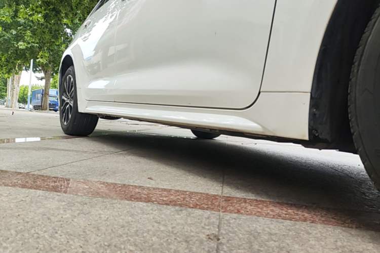 Used Toyota Levin 2023 TNGA 1.5L CVT Progressive Edition Right Side Sill