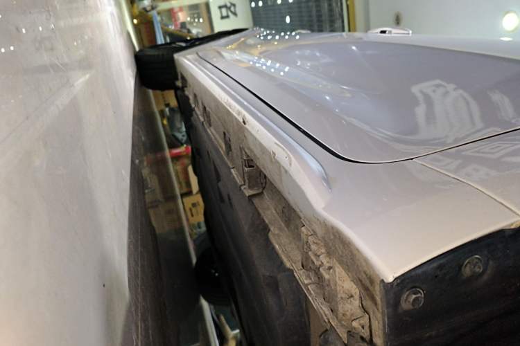 Used Toyota Levin 2023 Smart Electric Hybrid Dual-Engine 1.8L Luxury Edition Right Side Sill