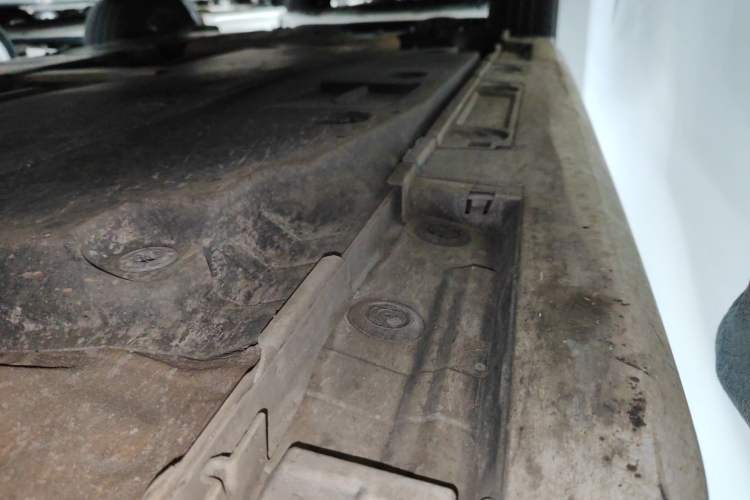 Used Toyota Levin 2023 TNGA 1.5L CVT Progressive Edition Right Side Sill