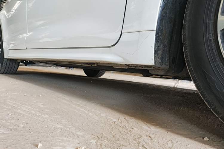 Used Toyota Levin 2023 TNGA 1.5L CVT Progressive Edition Right Side Sill