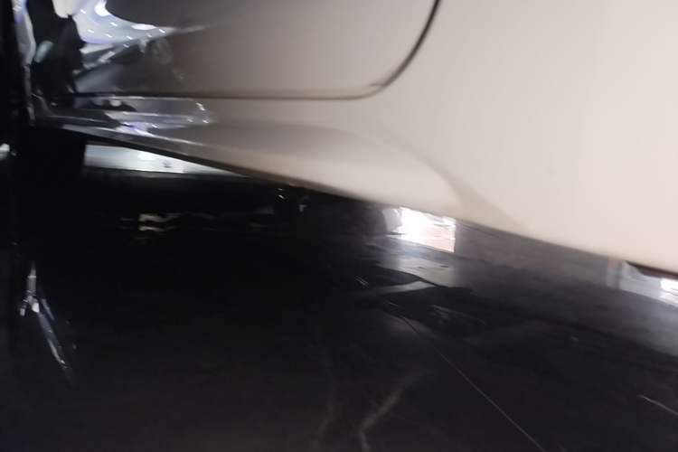 Used Toyota Levin 2023 185T CVT Luxury Edition Right Side Sill