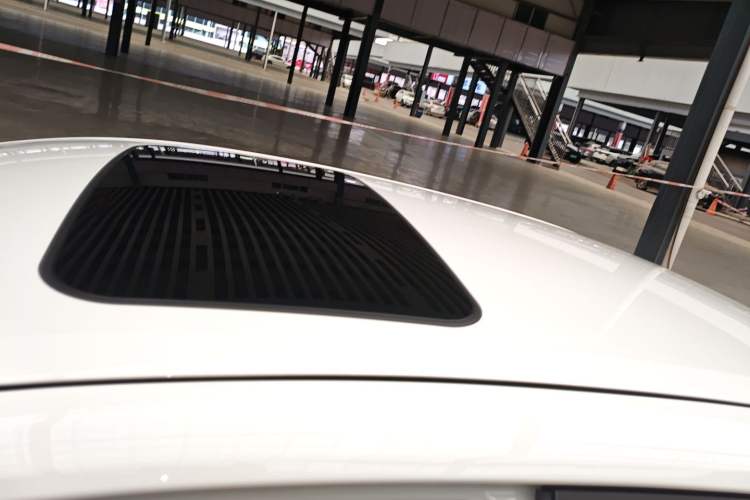 Used Toyota Levin 2023 185T CVT Luxury Edition Roof