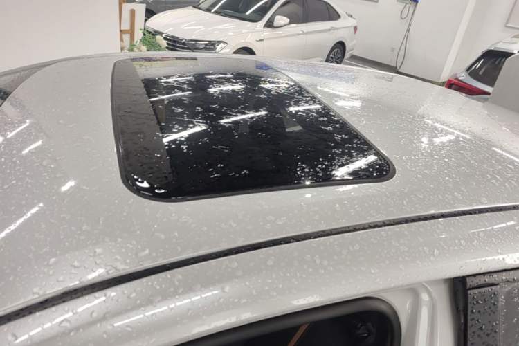 Used Toyota Levin 2023 Smart Electric Hybrid Dual-Engine 1.8L Sport Edition Roof