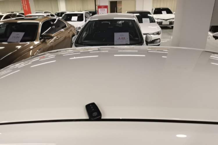 Used Toyota Levin 2023 Smart Electric Hybrid Dual-Engine 1.8L Leading Edition Roof