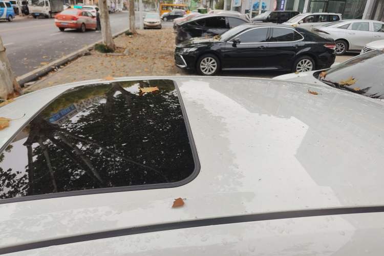 Used Toyota Levin 2023 185T CVT Luxury Edition Roof