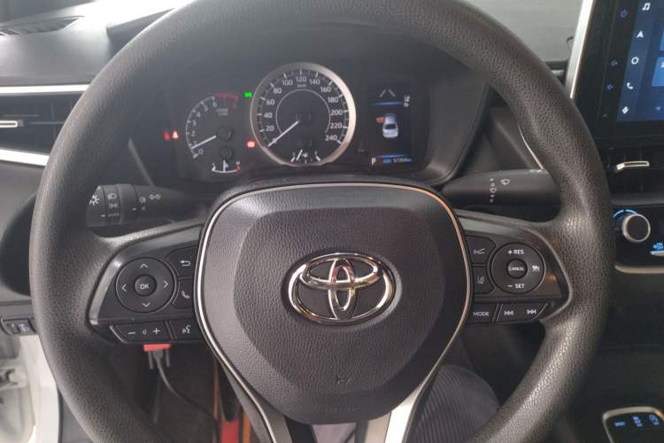 Used Toyota Levin 2023 185T CVT Luxury Edition Steering Wheel