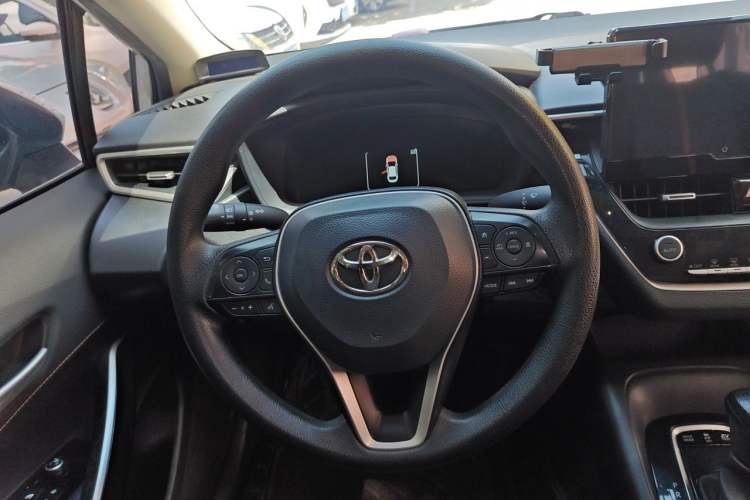 Used Toyota Levin 2023 Dual-Motor 2.0L Luxury Edition Steering Wheel