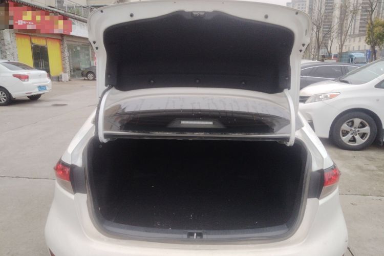 Used Toyota Levin 2023 Smart Electric Hybrid Dual-Engine 1.8L Luxury Edition Trunk