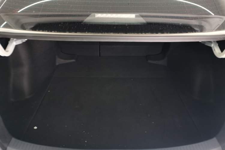 Used Toyota Levin 2023 Smart Electric Hybrid Dual-Engine 1.8L Sport Edition Trunk