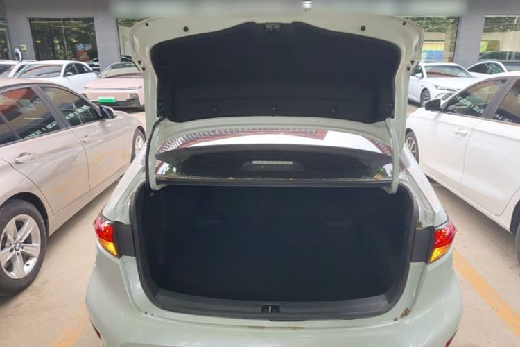 Used Toyota Levin 2023 Dual-Motor 2.0L Luxury Edition Trunk