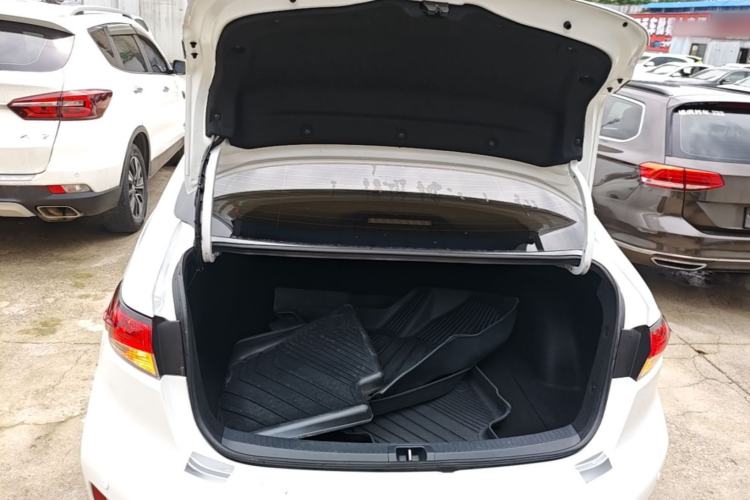Used Toyota Levin 2023 Smart Electric Hybrid Dual-Engine 1.8L Leading Edition Trunk