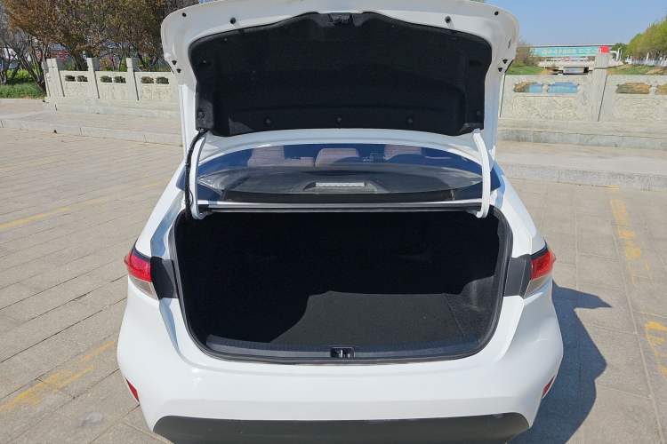 Used Toyota Levin 2023 Smart Electric Hybrid Dual-Engine 1.8L Leading Edition Trunk