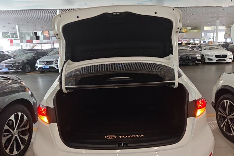Used Toyota Levin 2023 Smart Electric Hybrid Dual-Engine 1.8L Leading Edition Trunk
