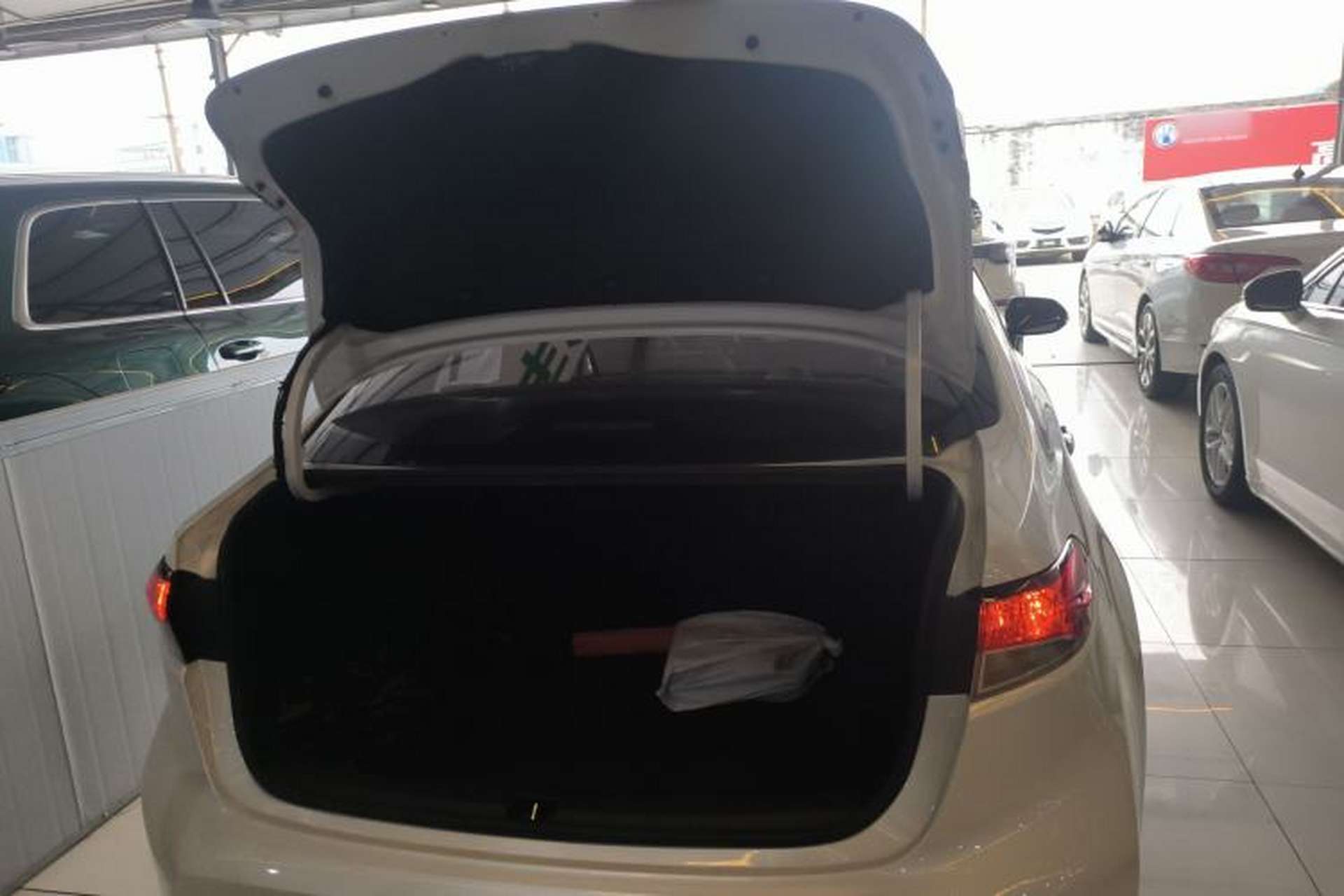 Used Toyota Levin 2023 Smart Electric Hybrid Dual-Engine 1.8L Leading Edition Trunk