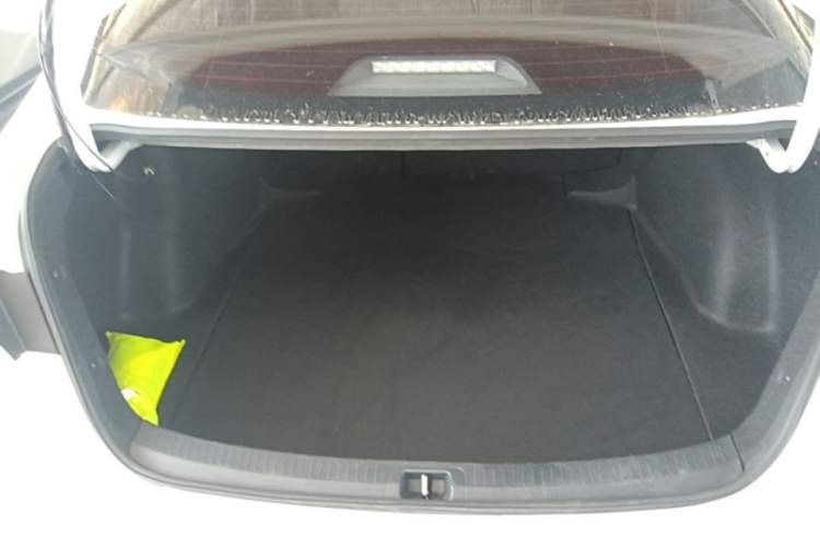 Used Toyota Levin 2023 Smart Electric Hybrid Dual-Engine 1.8L Leading Edition Trunk
