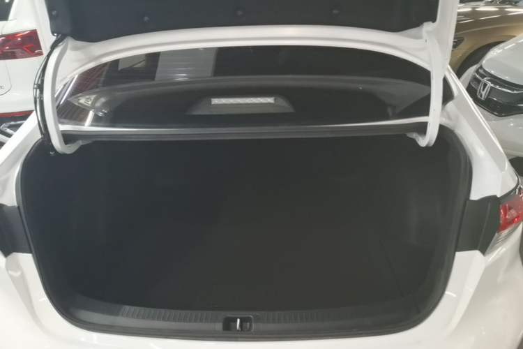 Used Toyota Levin 2023 Smart Electric Hybrid Dual-Engine 1.8L Leading Edition Trunk