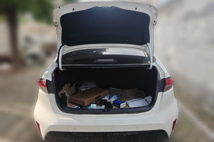 Used Toyota Levin 2023 Smart Electric Hybrid Dual-Engine 1.8L Luxury Edition Trunk