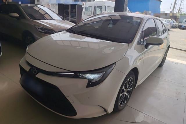 Ojetý Toyota Levin 2023 Smart Electric Hybrid Dual-Engine 1.8L Leading Edition