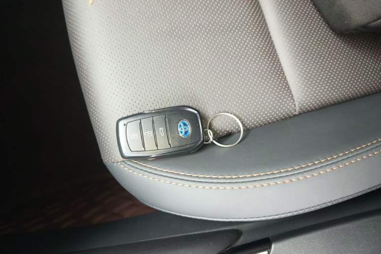 Used Toyota Levin 2023 Dual-Motor 2.0L Luxury Edition Vehicle Key