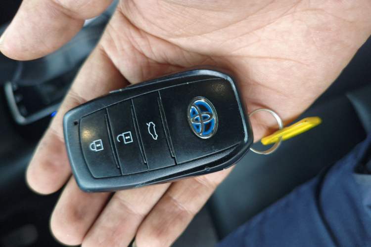 Used Toyota Levin 2023 Smart Electric Hybrid Dual-Engine 1.8L Leading Edition Vehicle Key