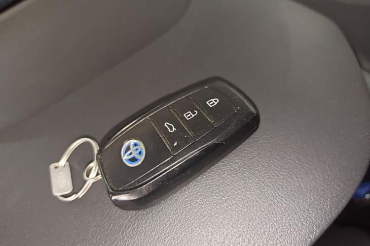 Used Toyota Levin 2023 Smart Electric Hybrid Dual-Engine 1.8L Leading Edition Vehicle Key