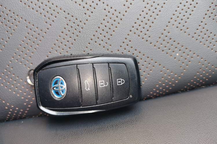 Used Toyota Levin 2023 Smart Electric Hybrid Dual-Engine 1.8L Sport Edition Vehicle Key
