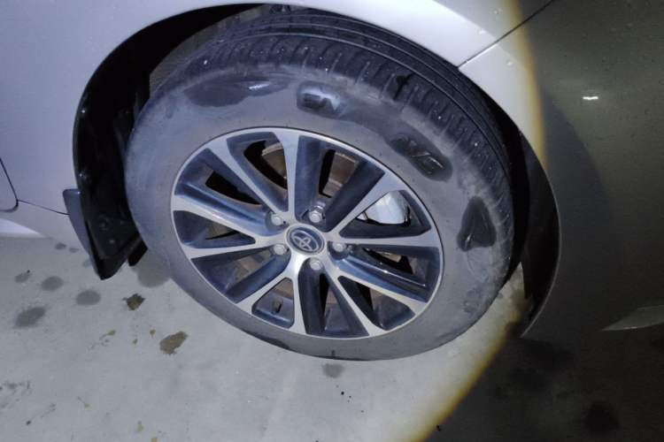 Used Toyota Levin 2024 Smart Electric Hybrid Dual-Engine 1.8L Leading Edition Right Front Wheel Hub