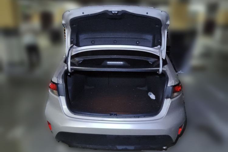 Used Toyota Levin 2024 Smart Electric Hybrid Dual-Engine 1.8L Leading Edition Trunk