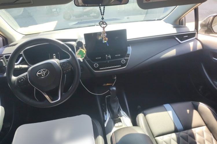 Used Toyota Levin 2024 Smart Electric Hybrid Dual-Engine 1.8L Luxury Edition Center Console